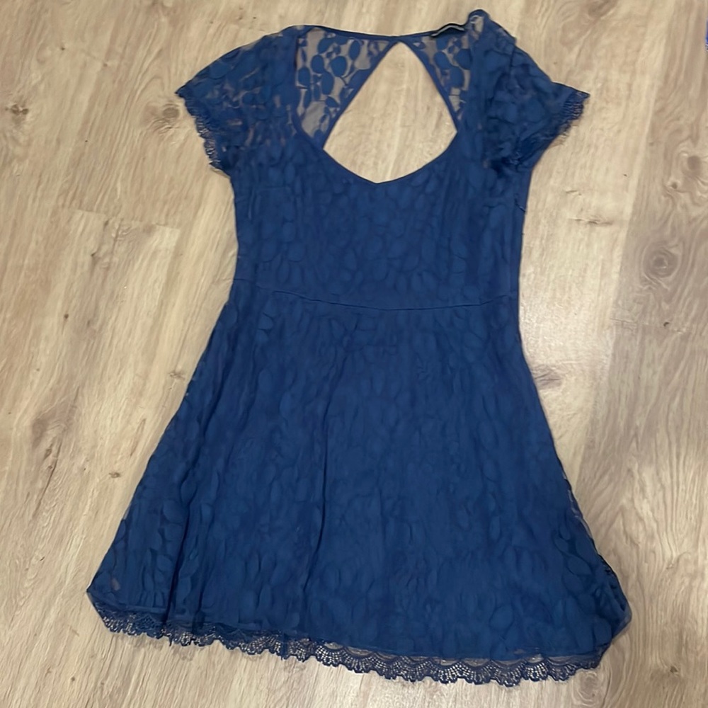 Abercrombie Mini short sleeve lace dress